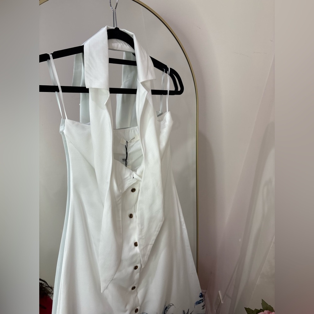 NWT Commense White Halter Maxi Dress with Blue Palm Print - Picture 4 of 7
